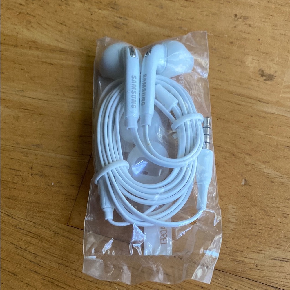 SAMSUNG stereo headset new